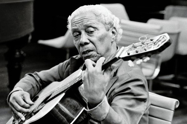 Cifra – Vou Partir – Nelson Cavaquinho Cifra – Vou Partir – Nelson Cavaquinho